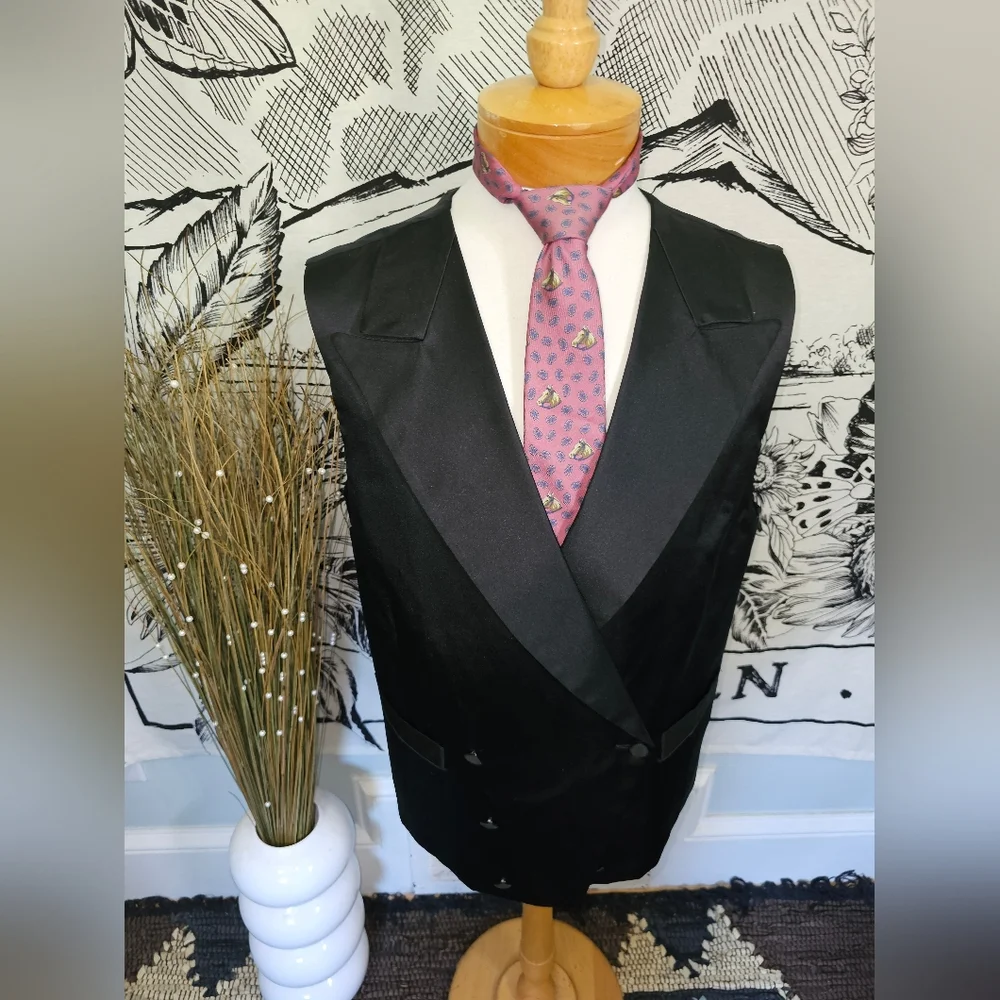 Vintage Daks 100% Silk Horse Tie With Horse Tie Clip